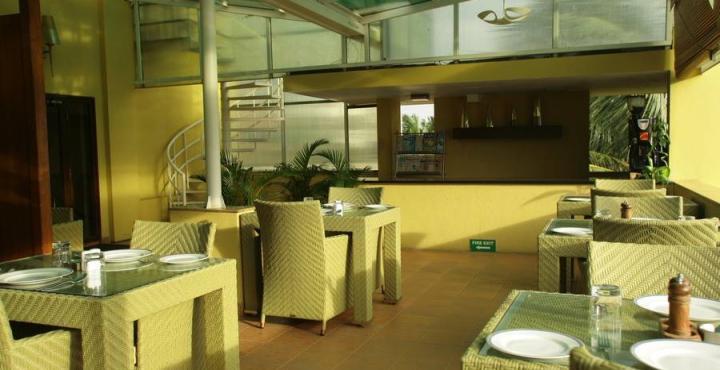 Aparthotel Justa Indiranagar Bangalore Exterior foto
